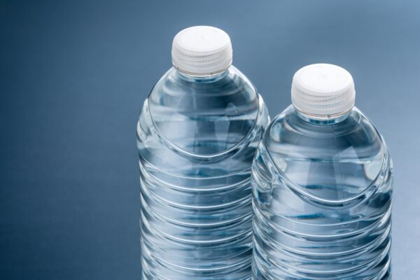 水が健康を蝕む？　見えない有害物質と「安全な飲み方」4原則